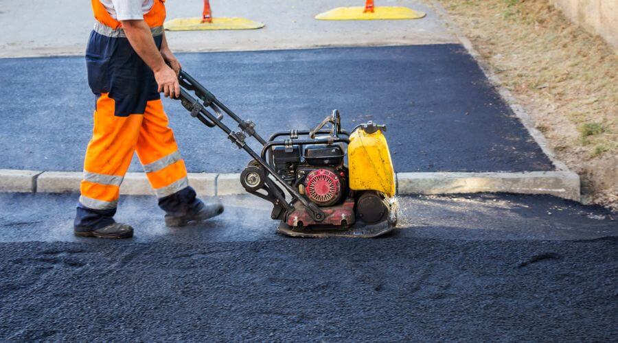 Professional gutter cleaning in Sheridan Lake, CO